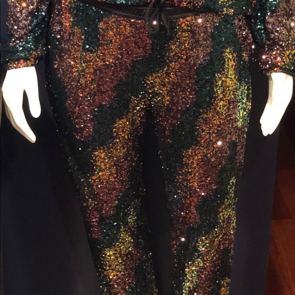 Plus Size Sequin 2 Piece Jogger Set - Picture 3 of 4